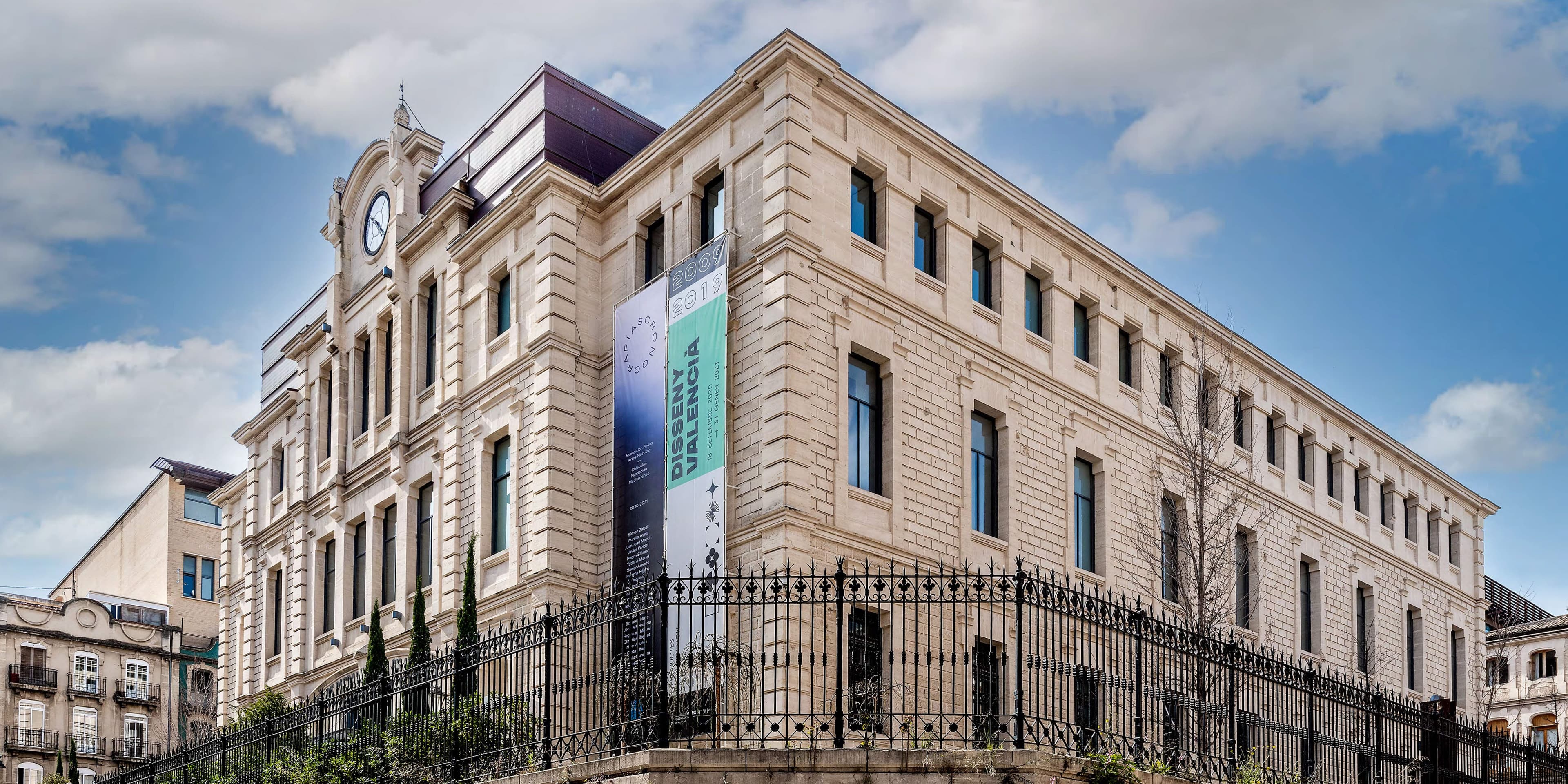 CADA fachada lateral