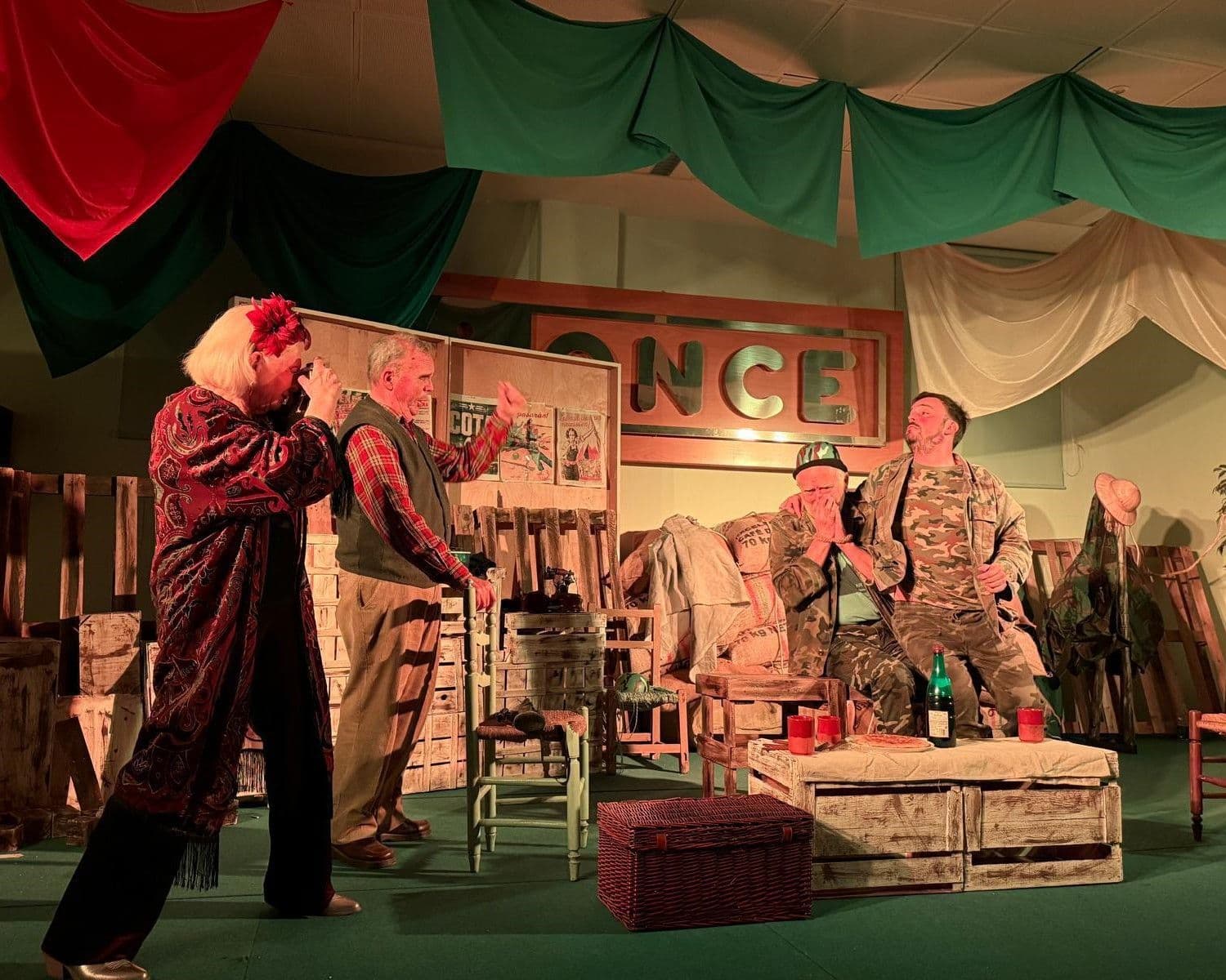 La cena de los idiotas