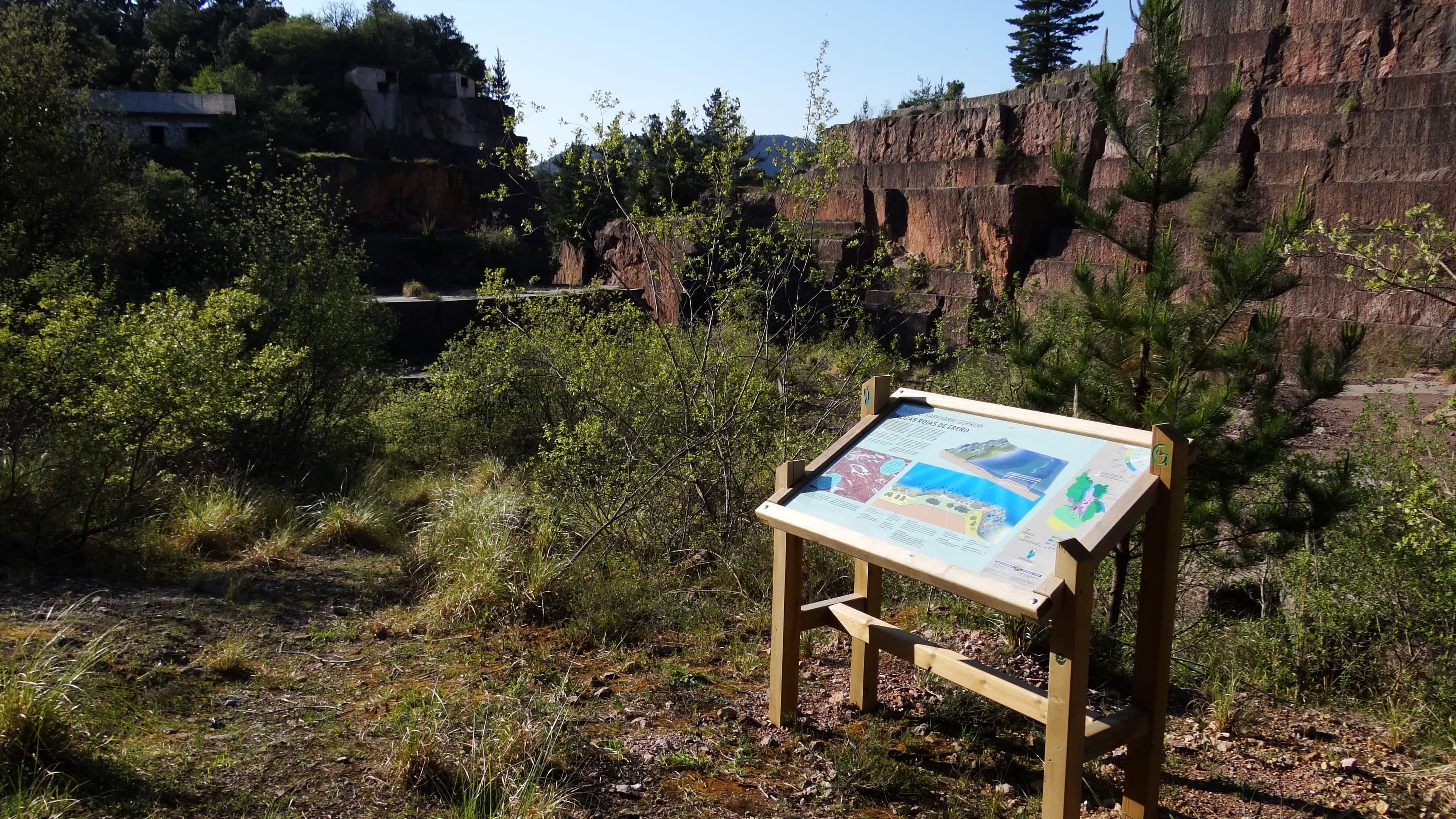 Itinerarios geológicos Fundación Mediterráneo los Molinos 3.JPG