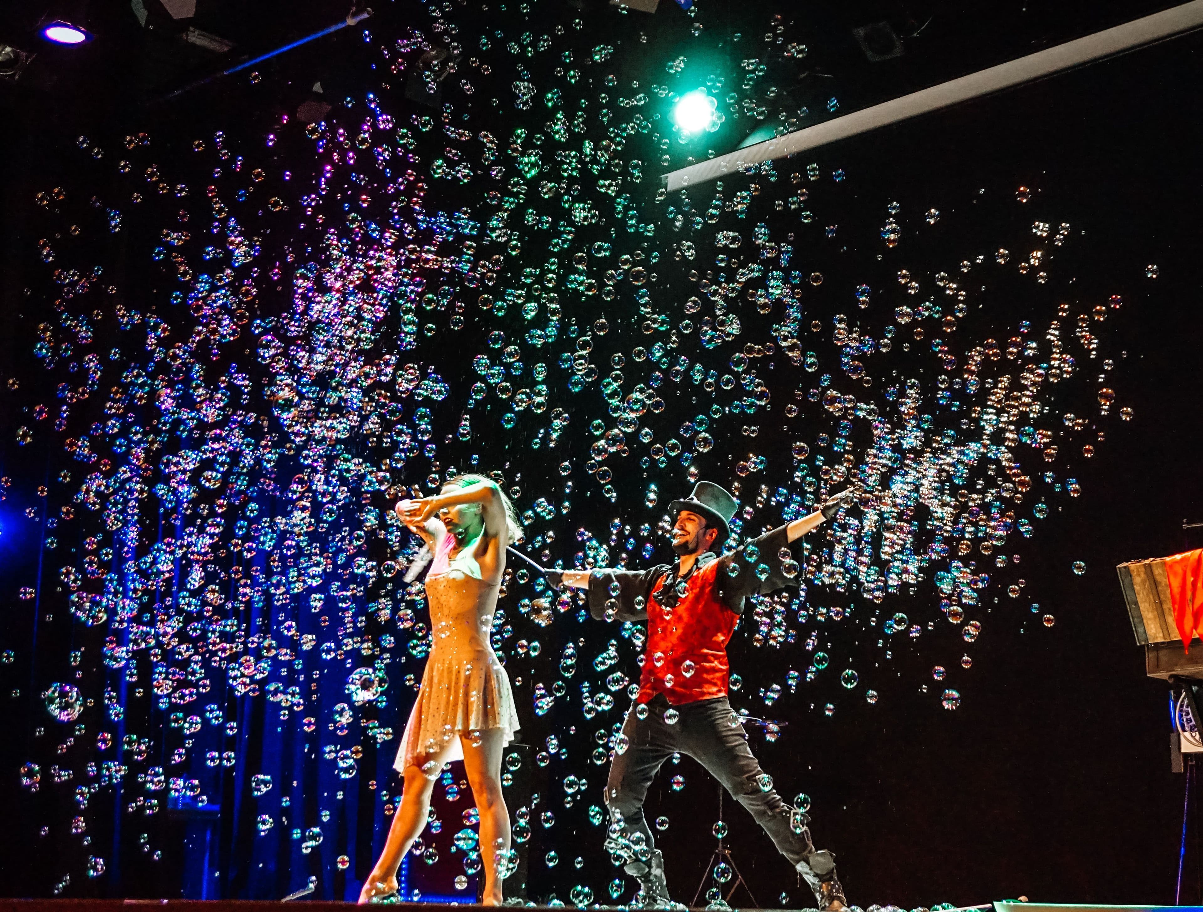 DREAMING BUBBLES. "El Show de Burbujas Mágicas"